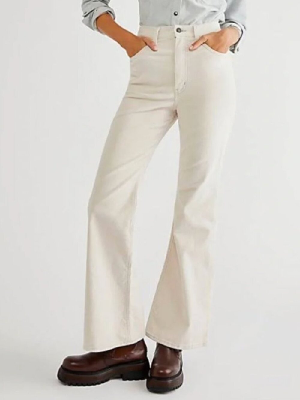 Levi's 725 High Rise Corduroy Bootcut Pants Women's size 26